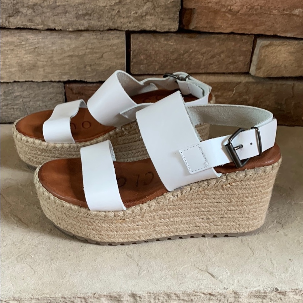 Musse & Cloud sz 39 (8.5) white leather wedge platform sandals